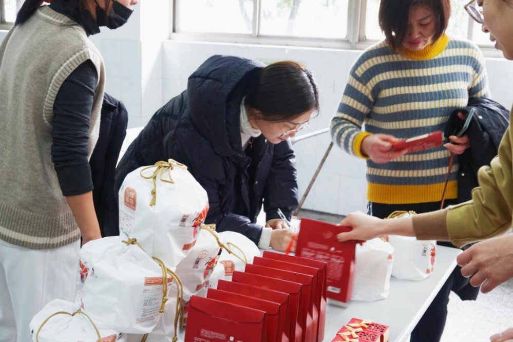 妇女节快乐|致优美的你！荣曜秋菊，，，，华茂春松_2021_环球国际资讯_新闻资讯_环球国际
