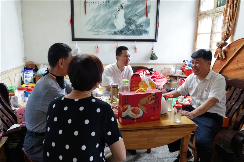 “粽”情端午，，，，，与爱偕行——环球国际科技走访慰问结对帮扶贫困户_2021_环球国际资讯_新闻资讯_环球国际